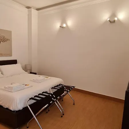 Di Fresco Apartments Luxury Suites-3